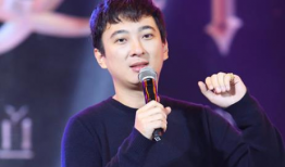 专门讲娱乐圈吃瓜的博主,明星幕后真相大曝光！